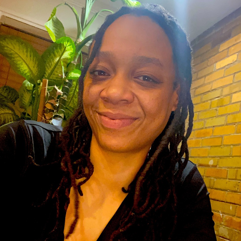 Meet your Posher, Camille